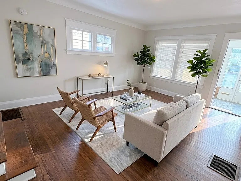 4230 Berwick Ave — Photo 3
