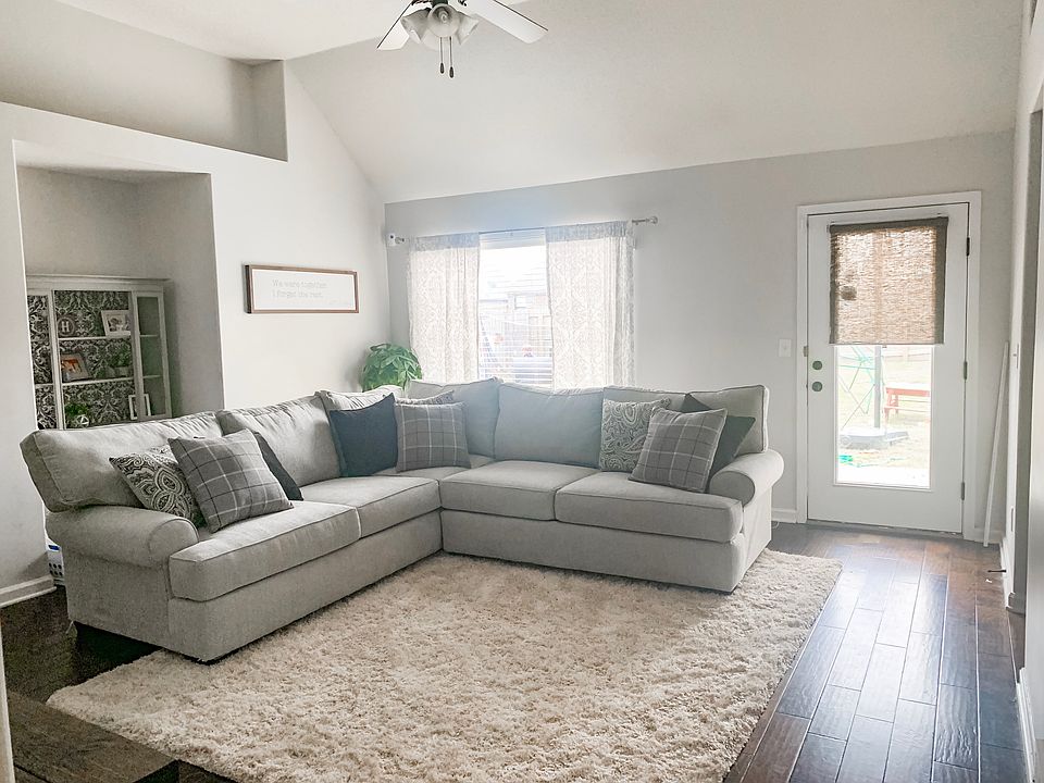 1st image of 7703 Elpine Gray Dr