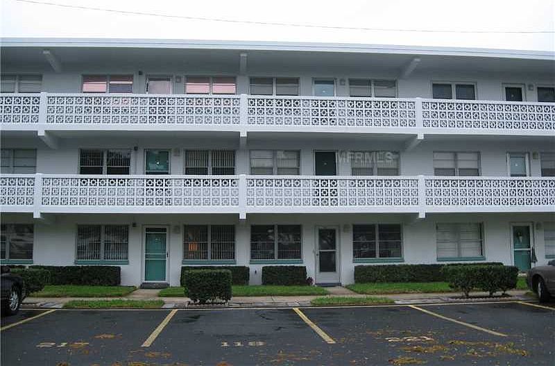 1st image of 951 79th Ave N APT 220