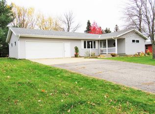 1209 Ridgeway Dr SW, Alexandria, MN 56308