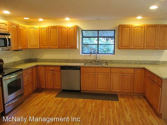 5th image of 1716 Firgrove Pl NW