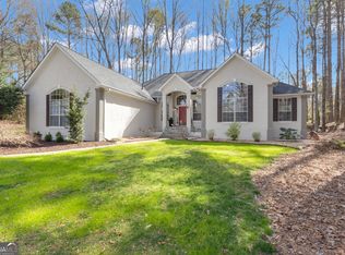 75 Springwater Xing, Newnan, GA 30265