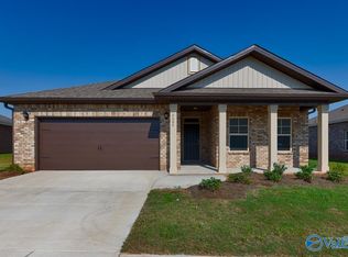 6606 NW Shearleaf Rd, Huntsville, AL 35806