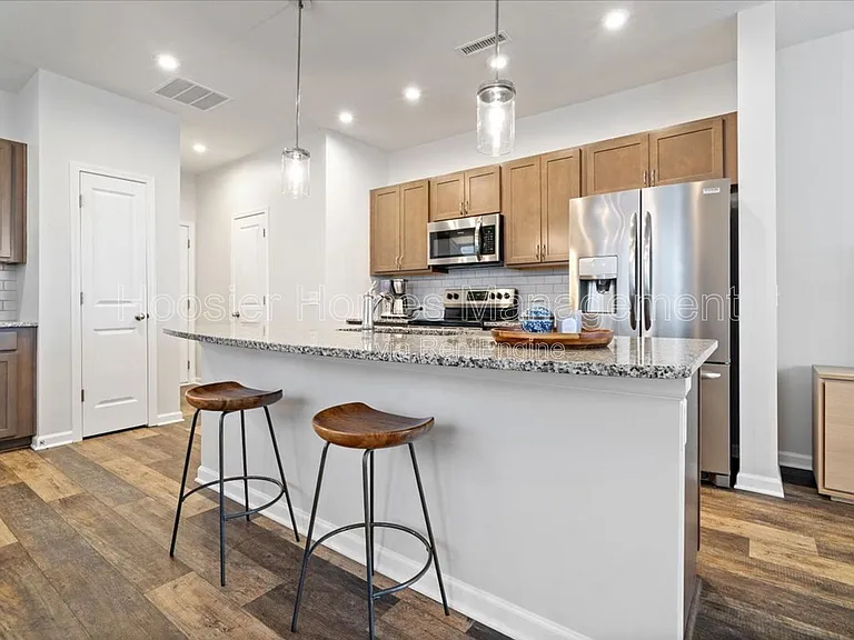 9239 Hawley Dr — Photo 9