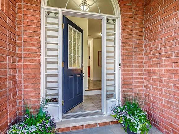 3rd image of 178 Chudleigh St