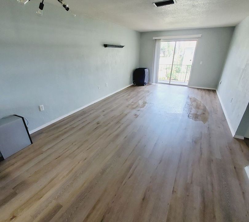 1st image of 125 S Orchard St #201