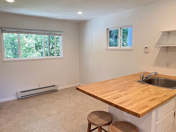 2nd image of 520 Tabor Dr #Adu