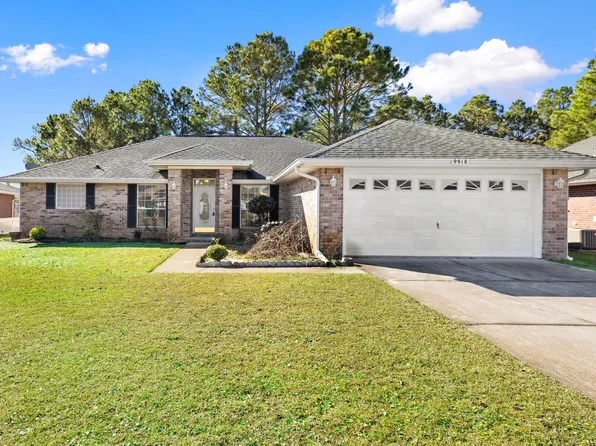 9918 Parker Lake Cir, Navarre, FL 32566