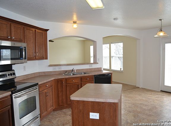 5th image of 7150 Sun Valley Dr