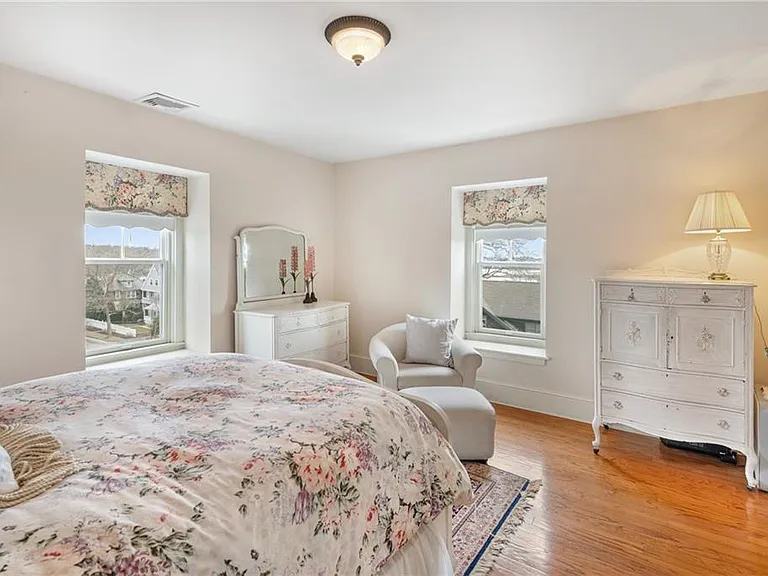 287 Gibbs Ave — Photo 42