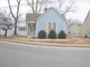 720 N Kingshighway St, Saint Charles, MO 63301