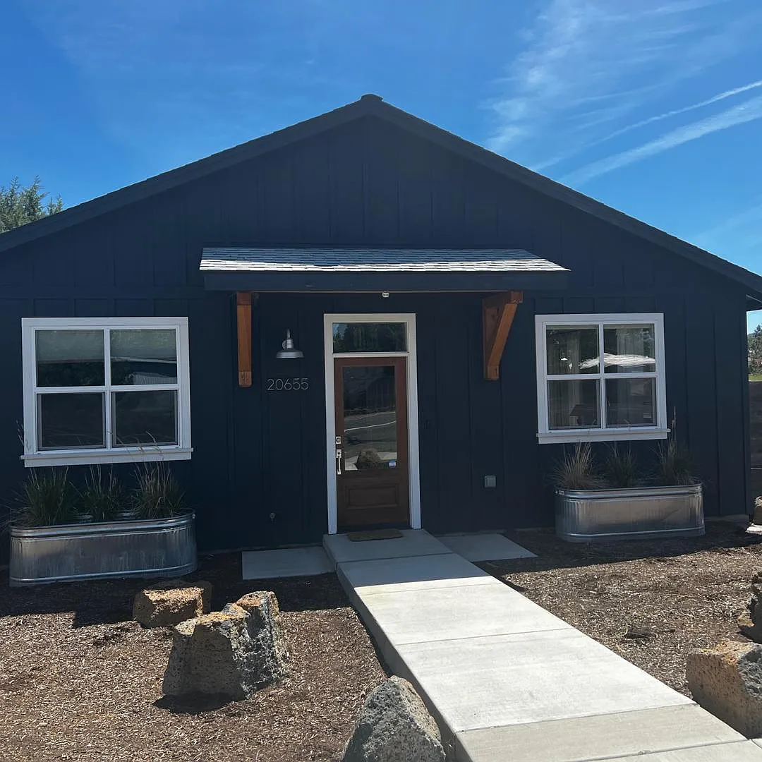 2 bed, 1.5 bath, 1738 sqft, $2,195 — Photo 1