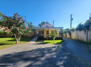 5489 Donnan Rd, Macon, GA 31217