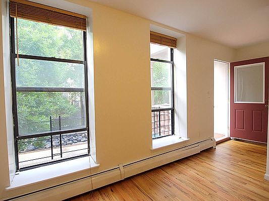5th image of 184 W 9th St #2