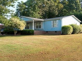 404 Groce Meadow Rd, Taylors, SC 29687