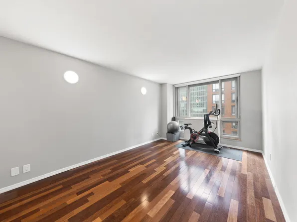 1 Irving Place image 7 of 8