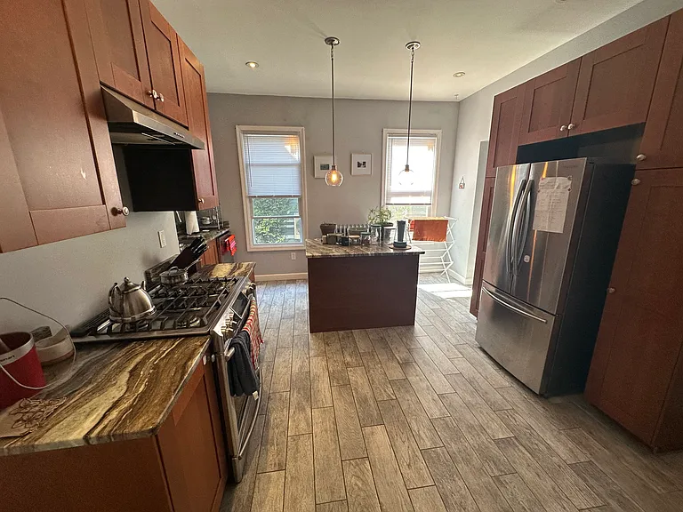 80 Cottage St #1 — Photo 15