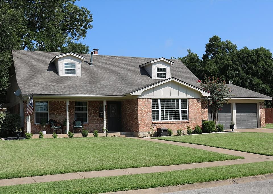 1st image of 1501 W Shields Dr