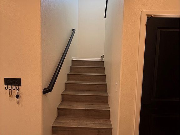 4th image of 4029 Summer Way