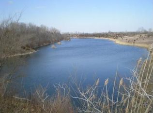 1327 Kathleen Rd, Du Quoin, IL 62832