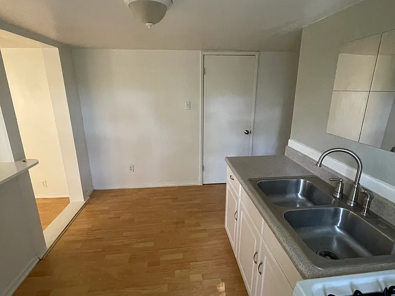 2015 Ahlin Dr #1 — Photo 7