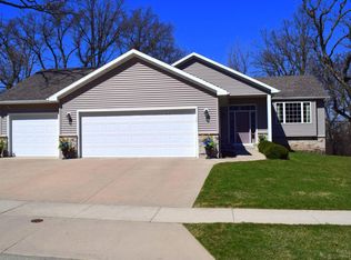 19 Tyrol Ln SE, Rochester, MN 55904