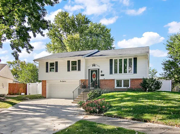 118 Meadows Ct, Bourbonnais, IL 60914
