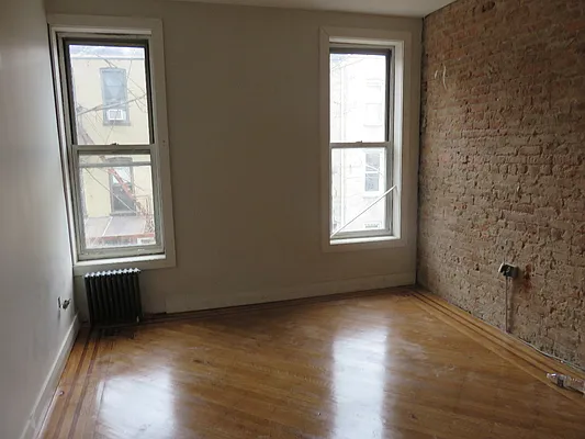 Rented by Space Real Estate | media 27