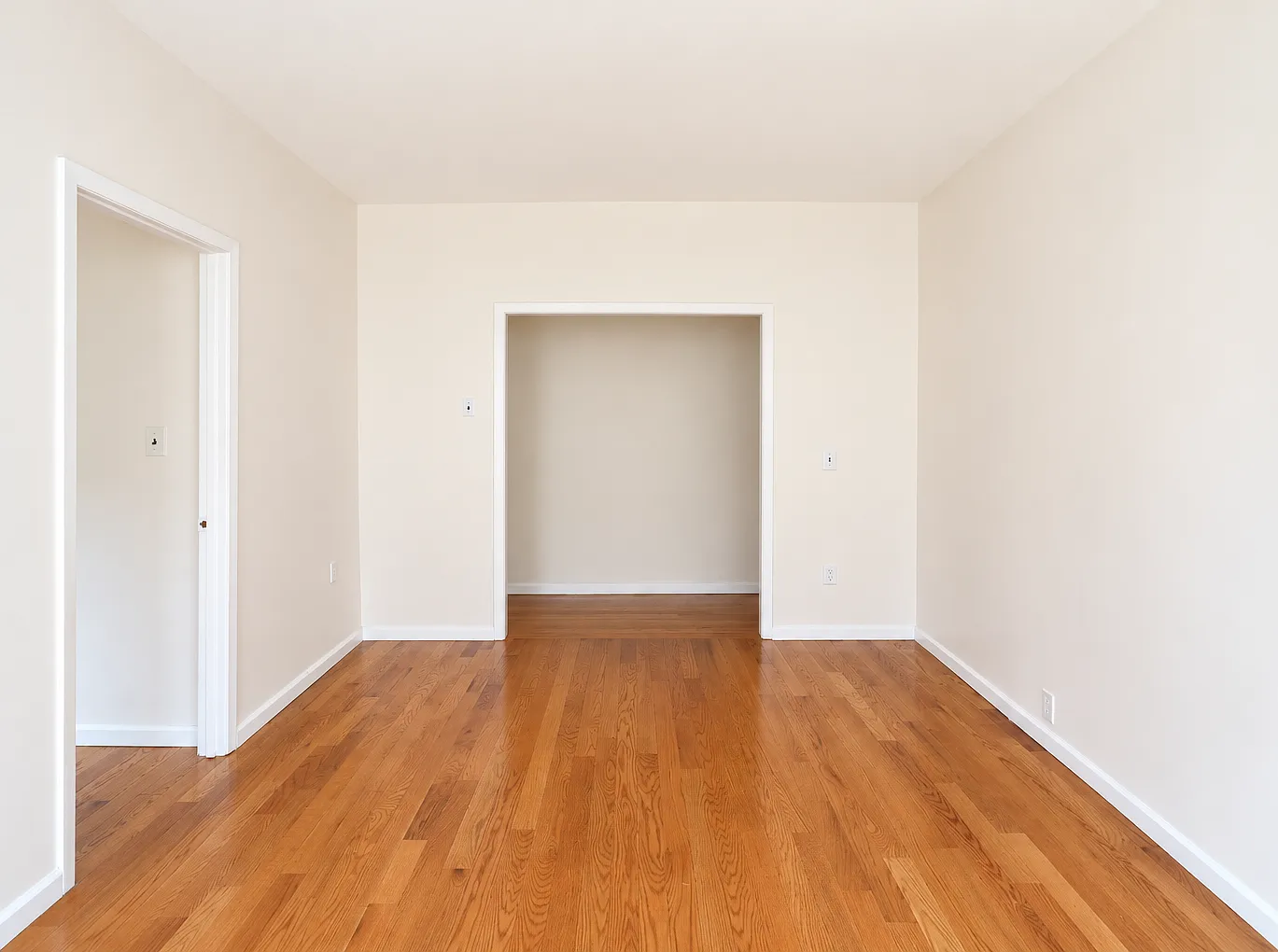 648 Bradford Street — Photo 3