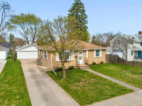 1214 Oregon St, Green Bay, WI 54303