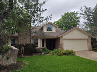 2223 Greencove Ln, Sugar Land, TX 77479