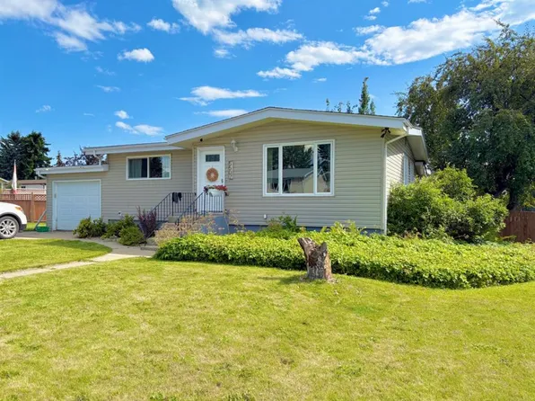 5507 N 53a Ave, Rocky Mountain House, AB T4T 1H4