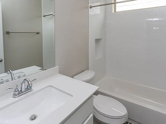 2nd image of 2702 Mission St #1