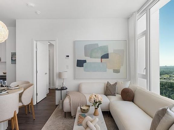4th image of 518 Clarke Rd #3201