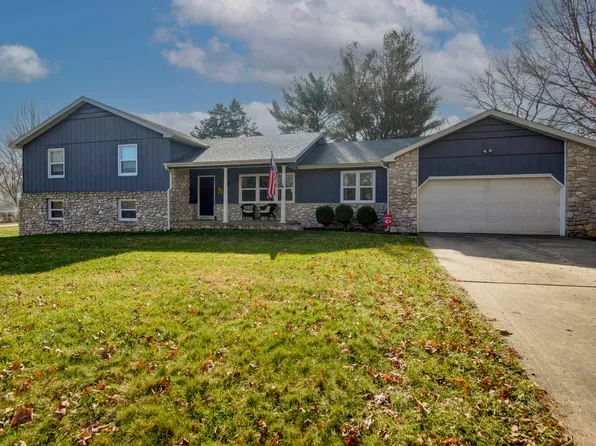 2758 W Grayrock Drive, Springfield, MO 65810