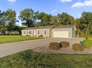 52290 Ash Rd, Granger, IN 46530