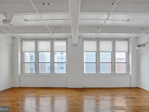 4th image of 1238 Callowhill St Suite 406