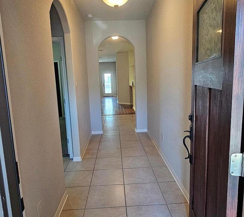 1st image of 8515 PECAN CROSS