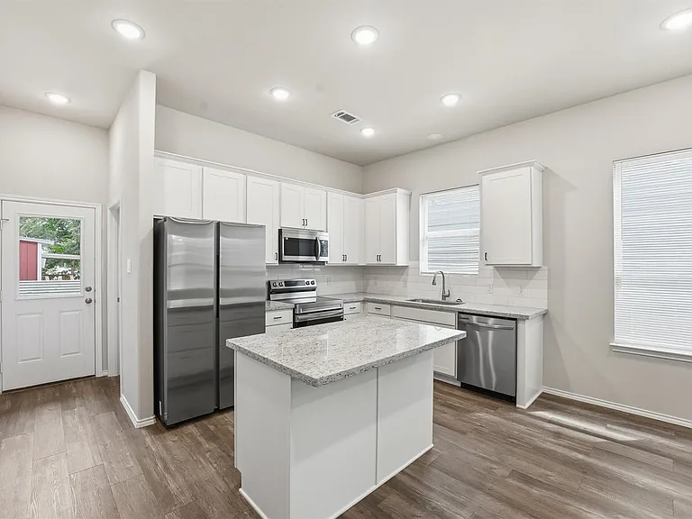 10176 Barberry St — Photo 10