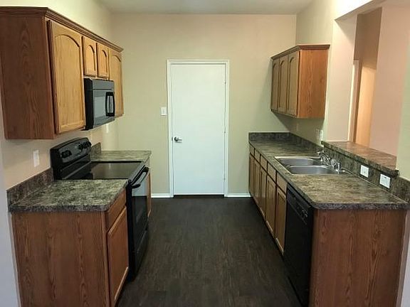 3rd image of 2138 Stonebrook Ln