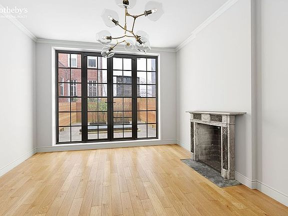 5th image of 111 E 19th St