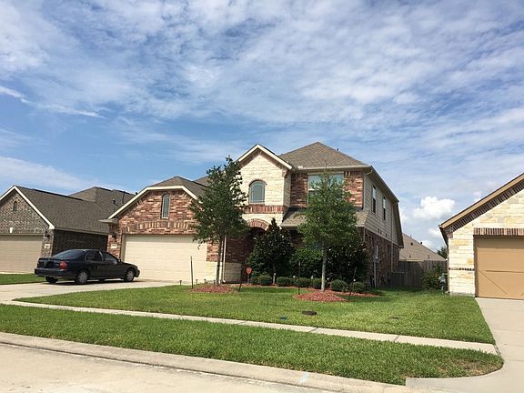 4th image of 605 Dunlavy Ln