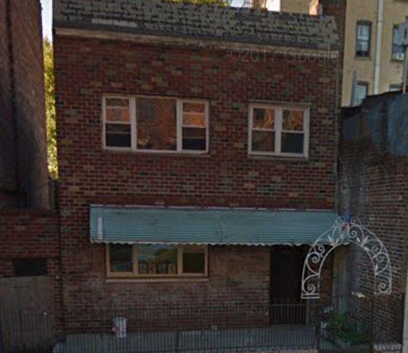 1st image of 2383 Bathgate Ave