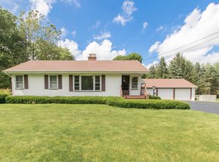 1130 Molitor Rd, Aurora, IL 60505