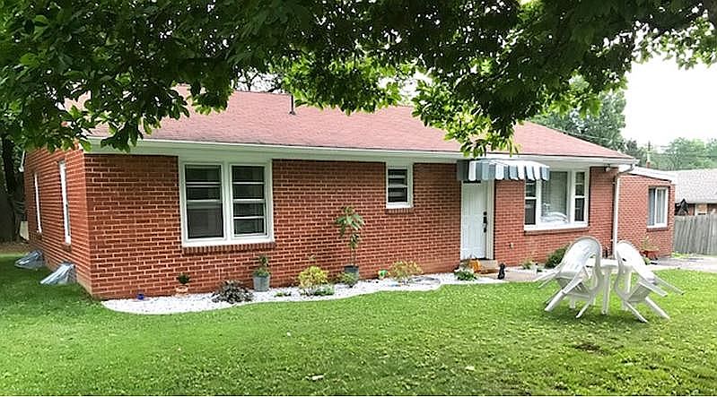 1st image of 50 Dogwood Ln