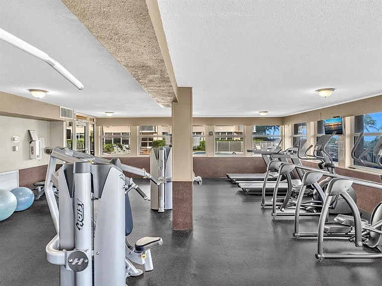 5200 N Ocean Blvd #203B — Photo 27