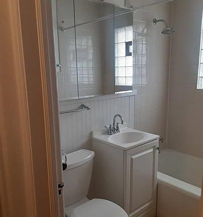 3rd image of 3960 N 41st St #14983753