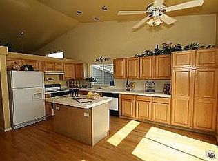 9648 Crosspointe Dr, Highlands Ranch, CO 80130