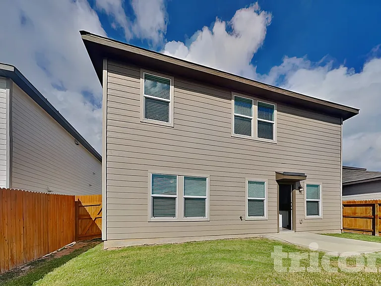 5806 Nyla Way — Photo 18