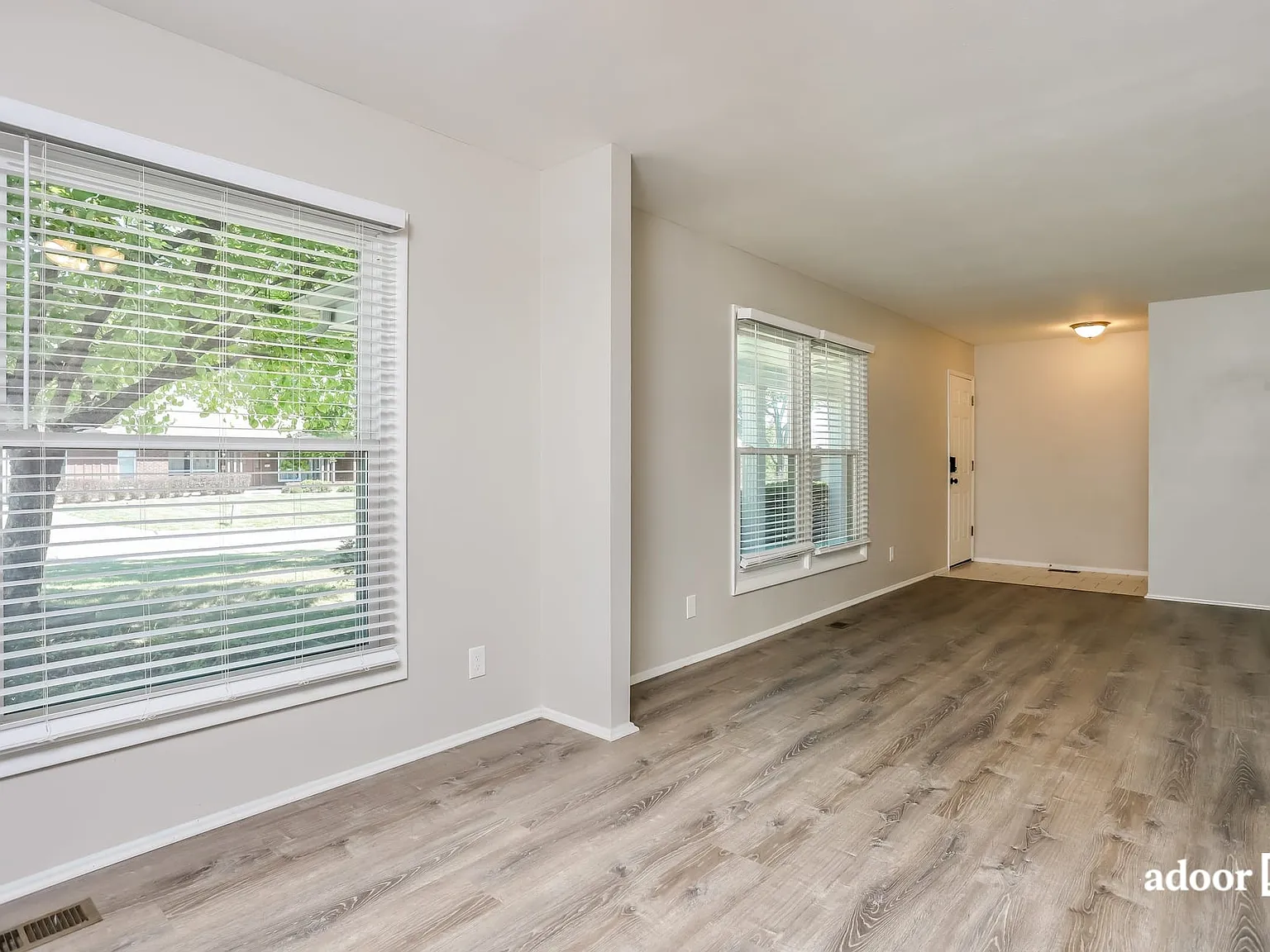 3 bed, 2.0 bath, 1465 sqft, $1,745 — Photo 4